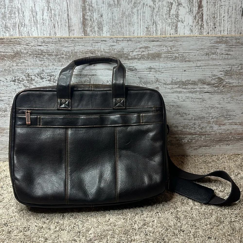 Kenneth Cole “ Out of the bag” Leather Laptop Bag